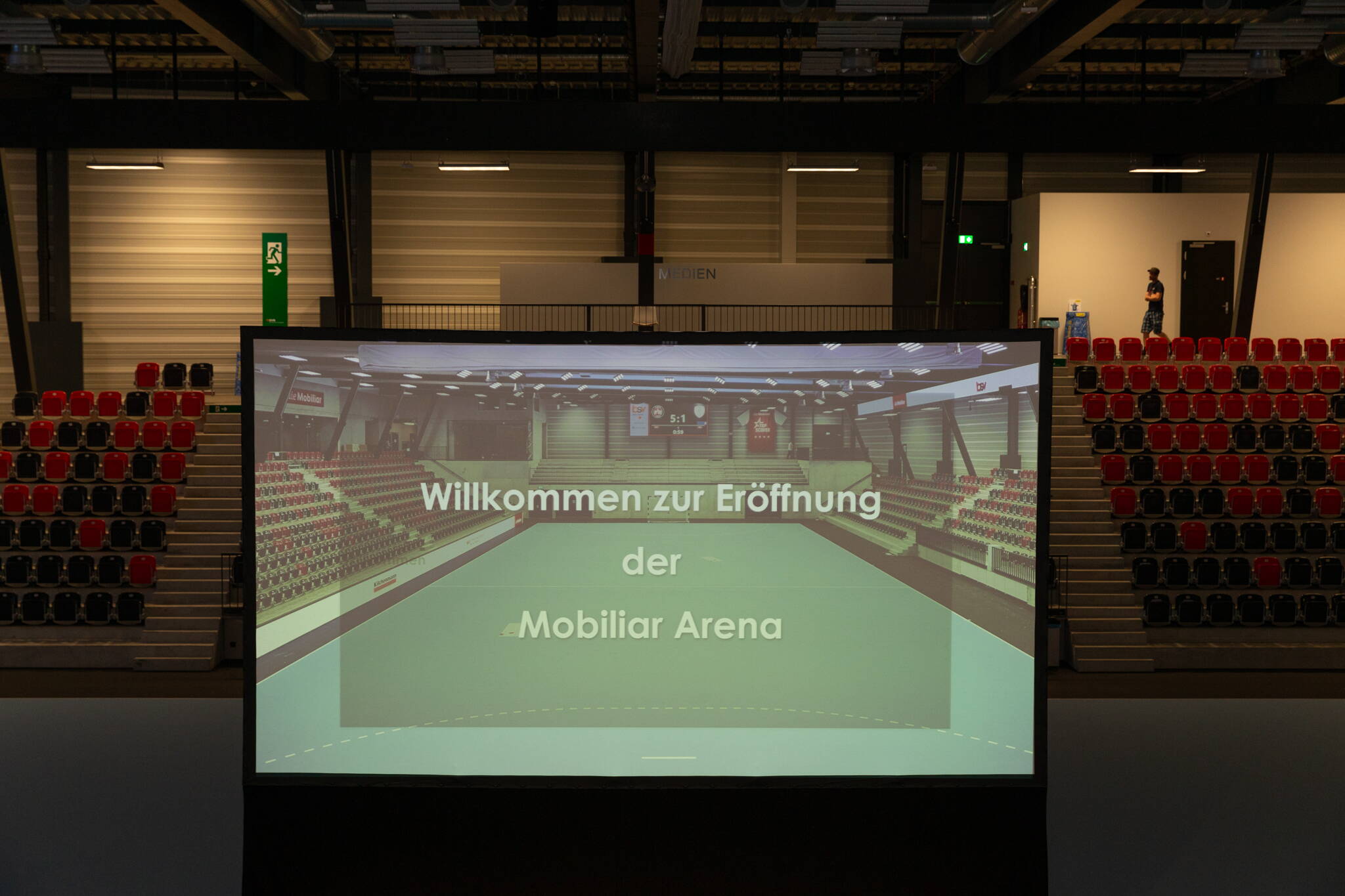 eroeffnung_00102.jpg